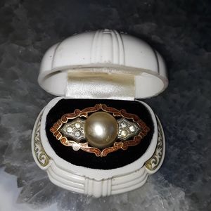 Art Deco Vintage Enameled Brooch